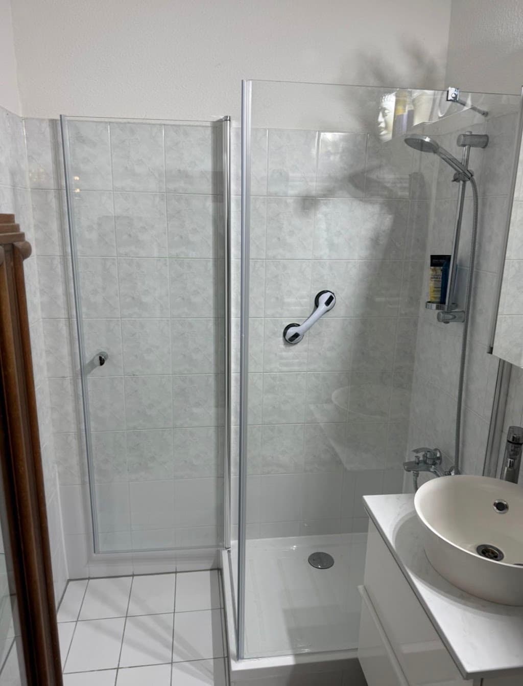 Badiovo GmbH - Badsanierung | Sanitär | Fliesenleger | Badumbau