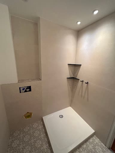 Badsanierung Hamburg | Fliesen Design Gerhartz — Kundenfoto