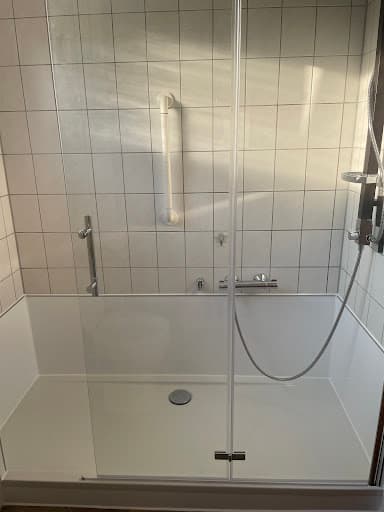 Badewannentechnik - Badewanne zur Dusche umbauen — Kundenfoto